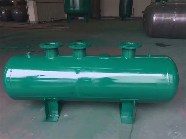 1679991473376569.jpeg 深圳深圳深圳蒸汽分气缸1.jpeg